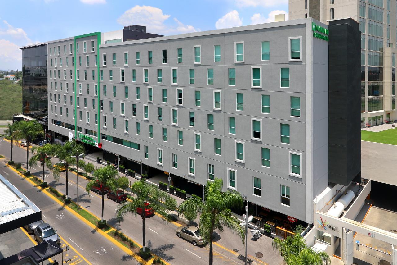 Wyndham Garden Guadalajara Acueducto Otel Zapopan Dış mekan fotoğraf