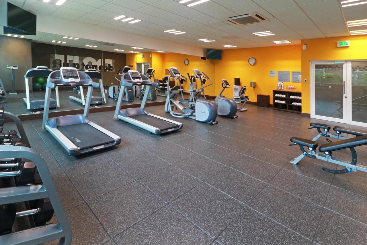 Wyndham Garden Guadalajara Acueducto Otel Zapopan Dış mekan fotoğraf