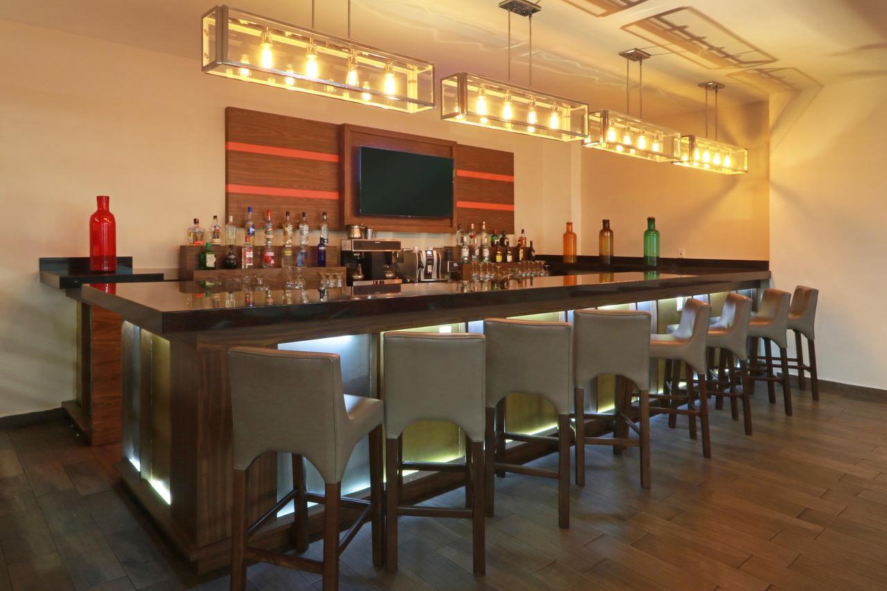 Wyndham Garden Guadalajara Acueducto Otel Zapopan Dış mekan fotoğraf