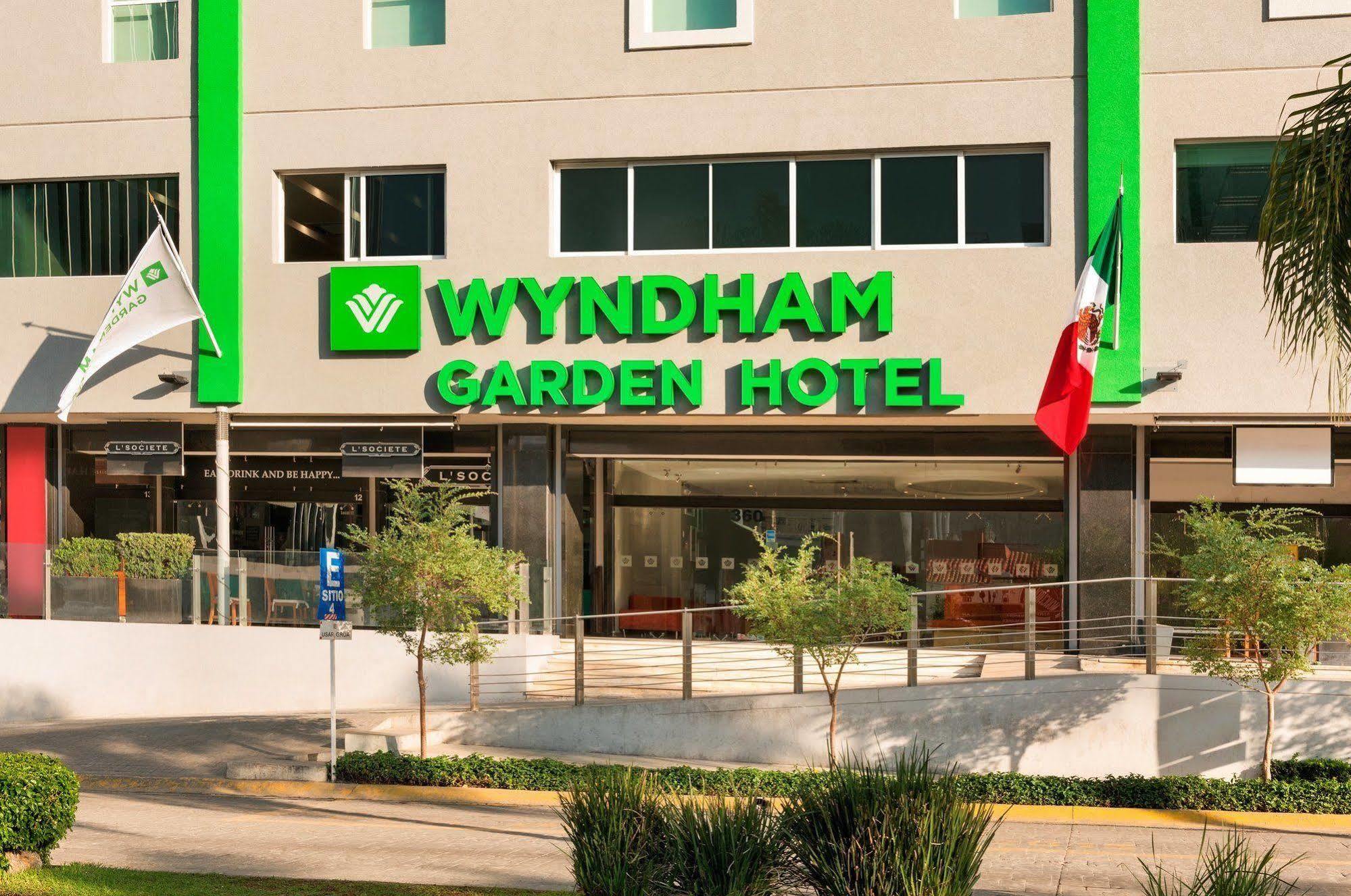Wyndham Garden Guadalajara Acueducto Otel Zapopan Dış mekan fotoğraf