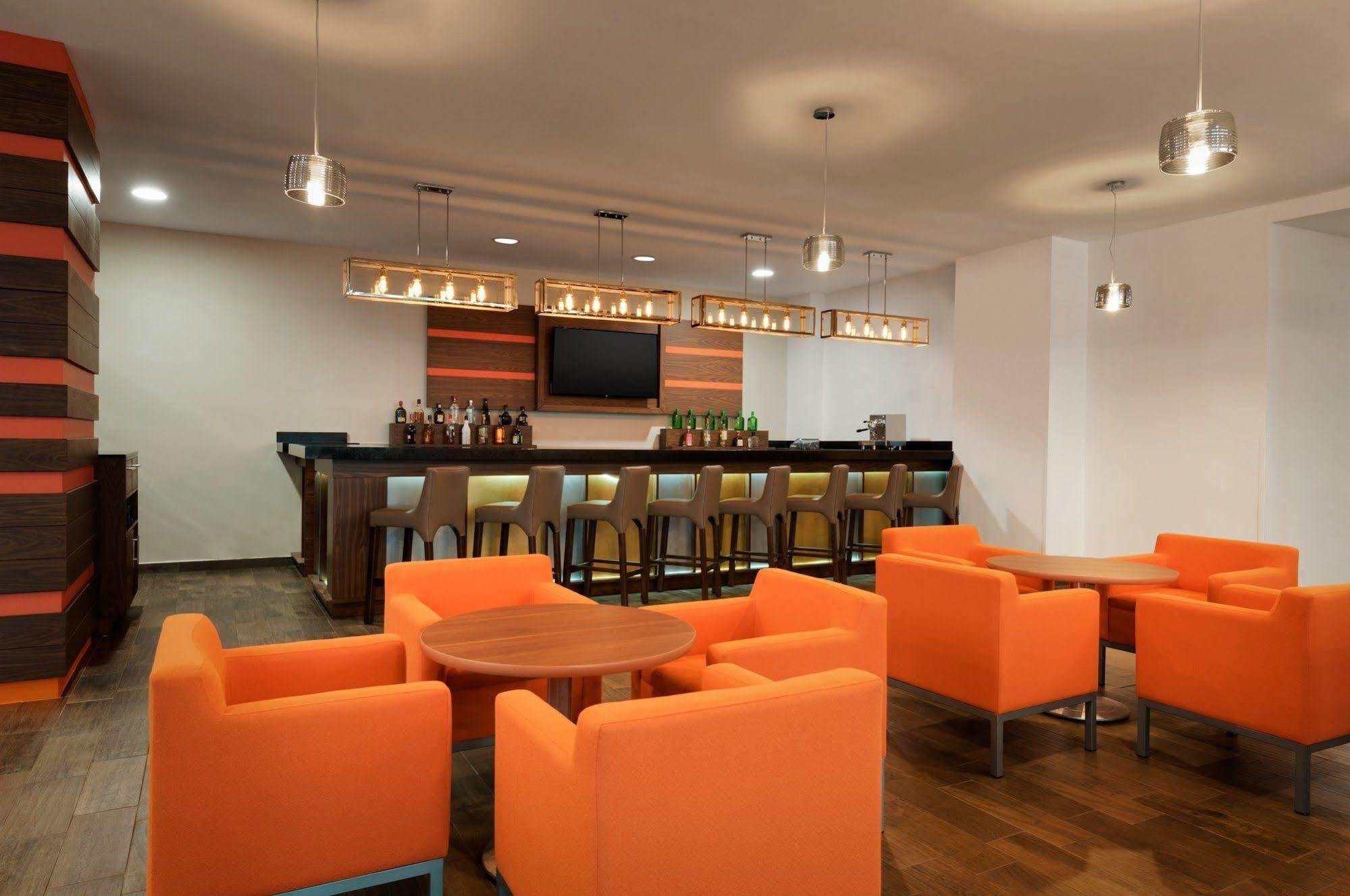 Wyndham Garden Guadalajara Acueducto Otel Zapopan Dış mekan fotoğraf