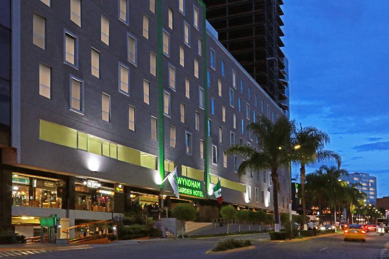 Wyndham Garden Guadalajara Acueducto Otel Zapopan Dış mekan fotoğraf
